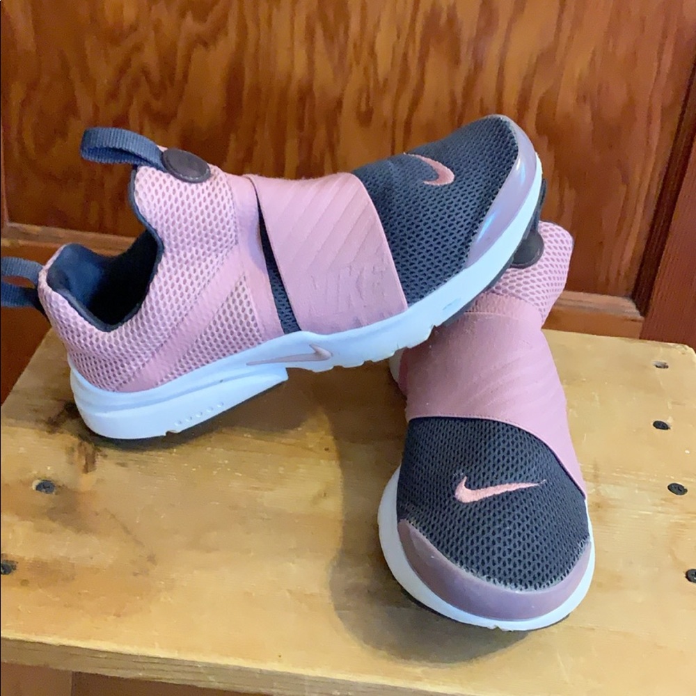Women’s Nike presto gs